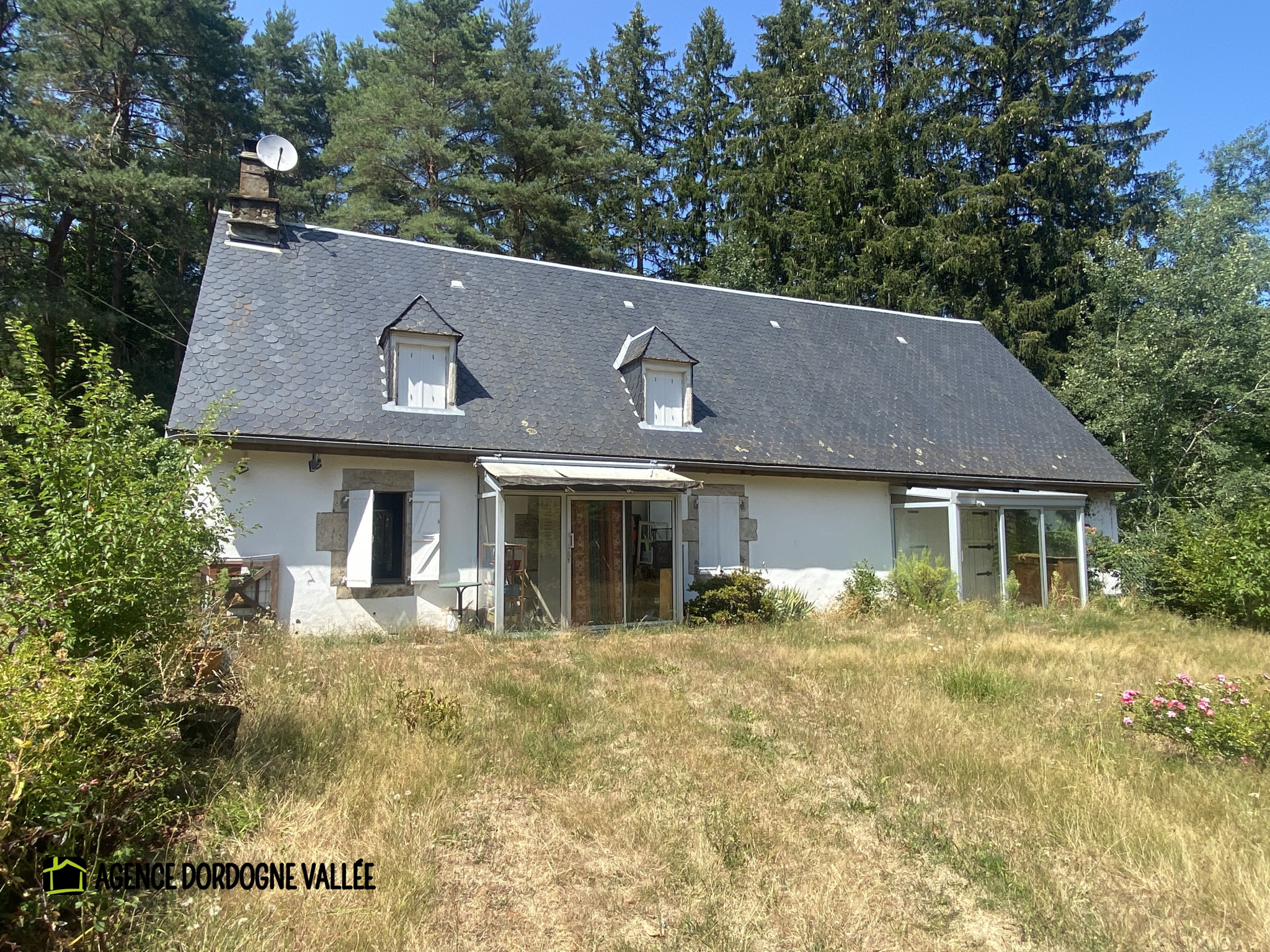 MAISON AVEC PARC ARBORÉ DE 4 HECTARES